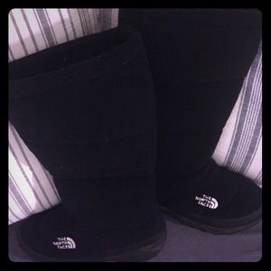 The North Face Tall Black size 6  Boots